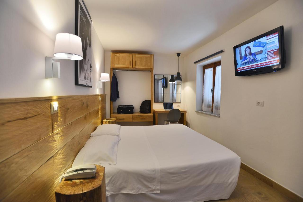 Albergo Les Dependances Norcia Bagian luar foto